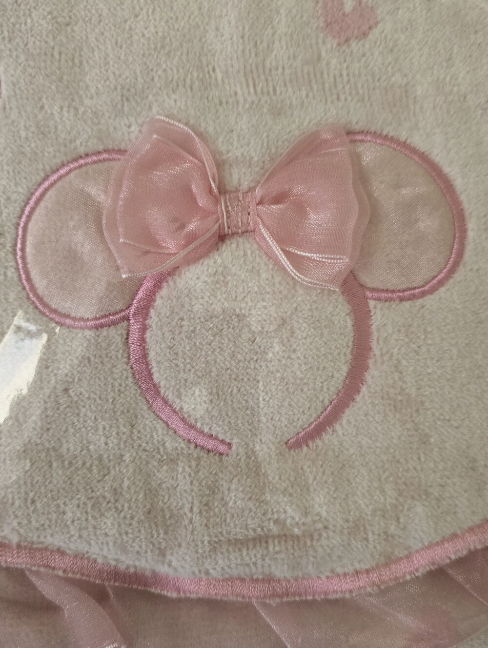 Tokyo Disney Resort Minnie Mouse Pink Heart Towel Scarf Ruffle Japan NWT - Picture 5 of 7